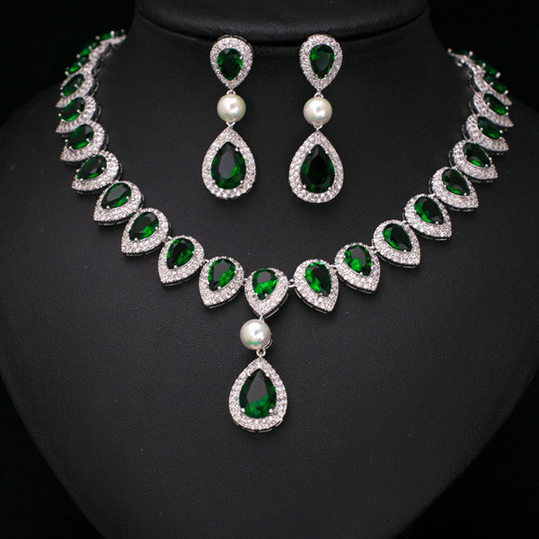 Luxurious Jewelry Set