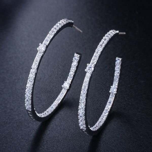 Fashion Ladies Loop Earring Round